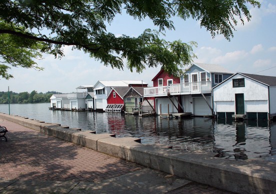 boathouses__552x388